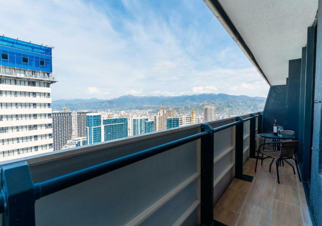 Aparthotel Orbi City Sea View Batumi Exterior foto