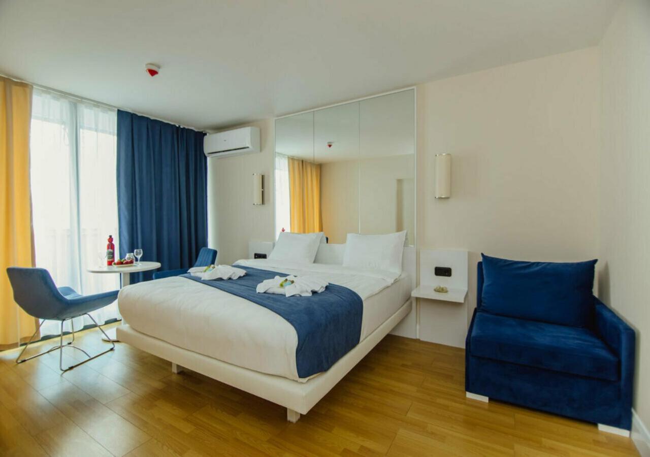 Aparthotel Orbi City Sea View Batumi Exterior foto