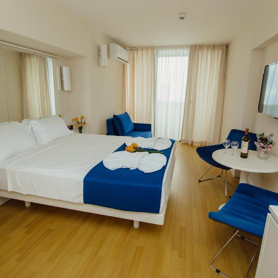 Aparthotel Orbi City Sea View Batumi Exterior foto